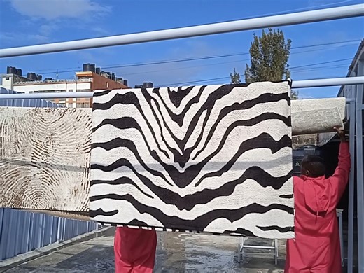 CARPET CLEANING SERVICES CALL 0705459105 WE BRING YOUR CARPET HOME...