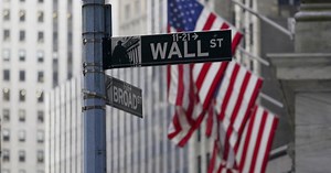 MoneyWatch: Markets and inflation