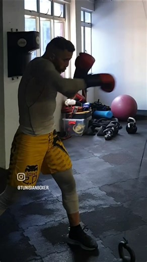 SPEED BALL PUNSHING 🥊 #BOXING #PUNCH #SPEEDBALL #WORKOUT