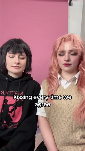 Understanding Green Yuri: Kissing in Agreements