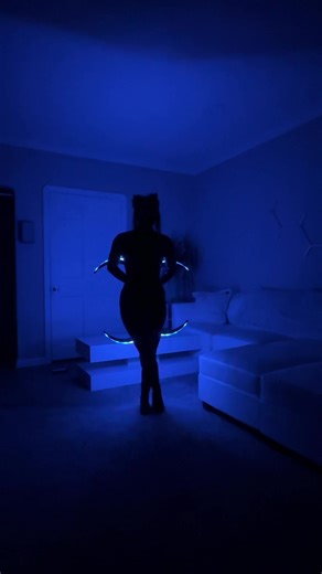 Pyro.Kitten (@pyro.kitten.x)’s video of aleman ultima hora