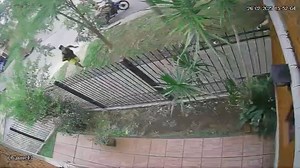 INSEGURIDAD: Esta tarde en Cisneros al 6.000 dos motochorros corrieron a un joven para robar sus pertenencias. Por suerte no lograron alcanzarlo. JUNTA VECINAL ISIDRO CASANOVA | Junta Vecinal Isidro Casanova