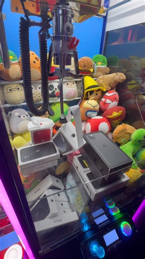 370K views · 5.4K reactions | Whats Inside These iPhone Boxes 樂 #clawmachine #arcade #hacks #lifehacks #iphone15promax | TYE Arcade | Facebook