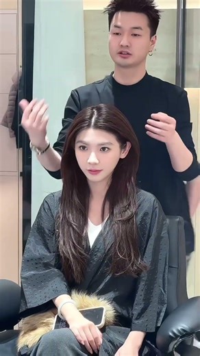 Hierarchical sense Save Fiona Fang s face girl s face depression Show white hair color Kor