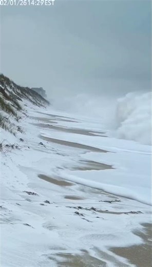 SNOWICANE ❄️🌀 Bomb Cyclone Forms an Eye — Category-2-Equivalent Winds Offshore