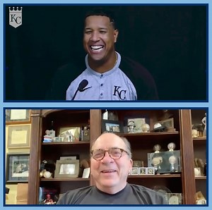 Johnny Bench congratulating Salvy for hitting 46 home runs, now the most in a season by a primary catcher, is so wholesome. | Kansas City Royals