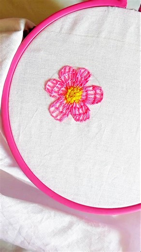 Beautiful Flower Embroidery Design 🌸 | Easy & Elegant Hand Embroidery for Beginners #usa #shorts