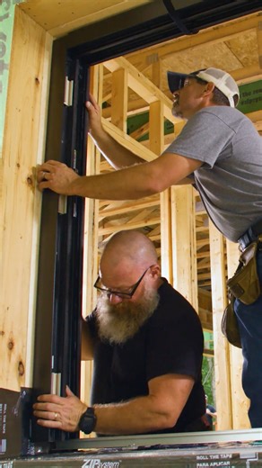 Fine Homebuilding Magazine on Instagram: "Pass-through pocket windows require careful planning from the start. @Jake.Bruton walks through how @andersen_windows_pros’s MultiGlide™ system accounts for pocket depth, deflection, and sill level. #Windows #HomeDesign #WindowInstallation #ModernHome #Craftsmanship #AndersenWindows"