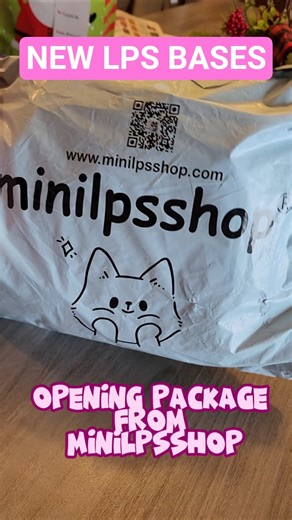 New LPS Bases #lpscustom #lps #unboxing #littlestpetshops #artist #miniature #repaint #minilpsshop