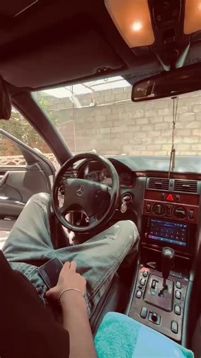 Stori'lik 🖤 #kesfetbeniöneçıkart