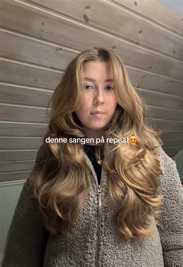 MATHEA HUSEVÅG (@mathea.husevag)’s videos with sjelen - DELARA