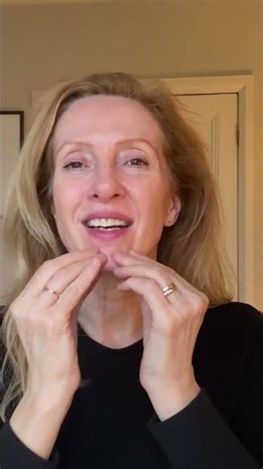 Mandible Pinch: The Fascia Method for Jawline Collagen #MandiblePinch #JawlineLift #FasciaRelease 🌿