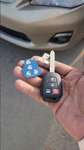 Toyota corolla remote key programming before key cutting #03000395526 #hajiautos #famous #hujrashah