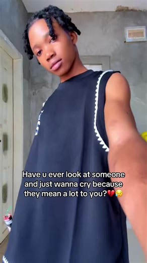 Have u ever look at someone and just wanna cry because they mean a a lot to you?!#emmypluto001 #fypシ