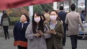 High daily exposure to polycyclic aromatic hydrocarbons—chemicals that are generated by forms of combustion such as cooking, smoking, and vehicle exhausts—may cause molecular changes that accelerate biological aging. | Harvard T.H. Chan School of Public Health