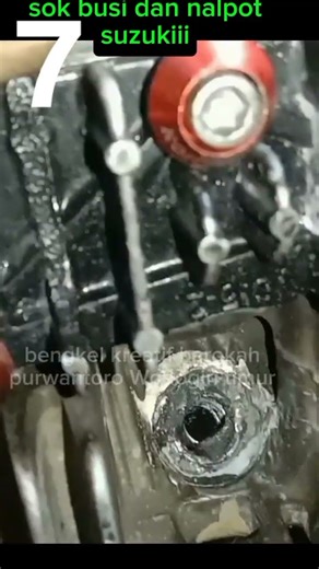 flushing the thread and tidying the spark plug socket #tutorial #handtools #education