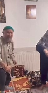 403K views · 3K reactions | Dadka un baa weynada jeceylku waa sidiis un ❤️ Somali online 24 Follow &share | Somali online 24 | Facebook