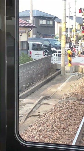 踏切で特発灯が…