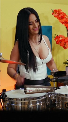 Héctor Lavoe El Cantante Live Salsa Cover | Elisabeth Timbal #salsa #shorts