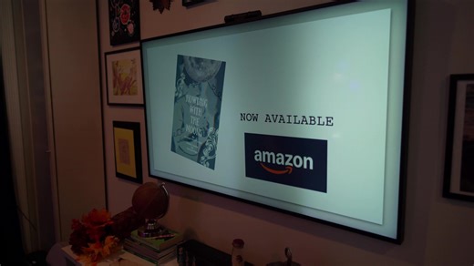 What is Howling With The Moons about? Get a copy on Amazon by clicking this link: https://tinyurl.com/howlingwithmoons #realitytvfamily #loss #grief #lovestory #UniqueFamily | FynnFiction