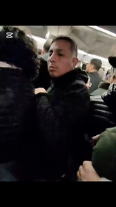 ⚠️‼️Pickpocket's hand in old man's pocket #Pickpocket #Rome #Italy #Pickpockets_in_Rome #Pickpocket | Guardian of Rome