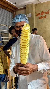9.4M views · 94K reactions | Famous Potato Twister of Indore朗朗 छोटे से आलू का देखिए क्या बना दिया Instagram: https://instagram.com/foodie_incarnate?igshid=1rzh76us6w4vv | Foodie_incarnate | Facebook
