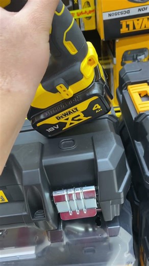 🔥 DeWalt DCH133 Review | Powerful 18V Rotary Hammer Drill