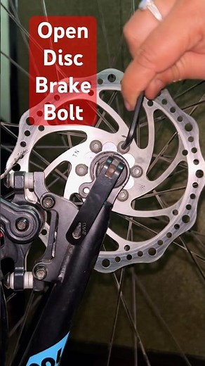 How to open cycle disc brake disc bolt?? #ytshorts #cycle