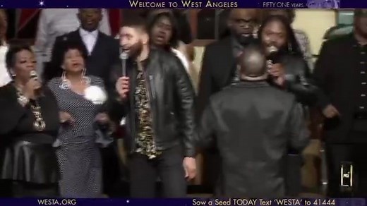 “Let Everything That Has Breath Praise” by the Kurt Carr Singers at West Angeles COGIC. This song is from the “Bless This House” album! Have you given God a Praise today? #KurtCarrSingers #Praise #WestAngeles | The Kurt Carr