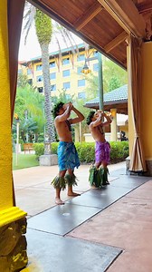 The Wantilan Luau at Loews Royal Pacific Resort is BACK. 🌺🥘🔥 Read all about it: http://spr.ly/6185zvboc | Universal Orlando Resort