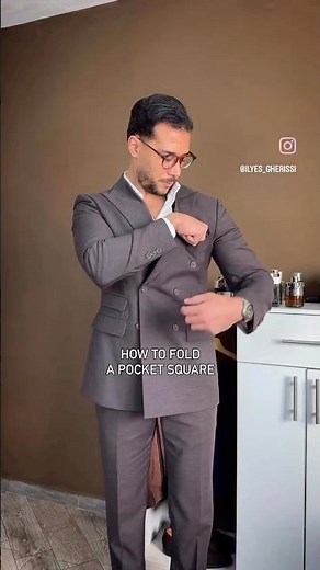 how to fold a handkerchief? w / ‪@ilyesgherissi‬ #shorts #menstyle #mensfashion #menswear #suit