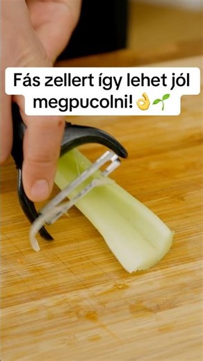 Ha fásabb, vastagabb szárzellert kapsz a piacon, akkor így tudod jól meghámozni!👍 #zeller #hámozás