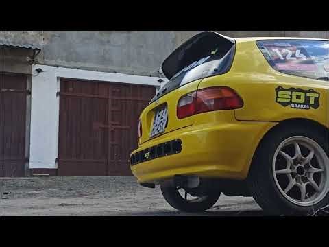 Honda Civic (Subaru boxer engine sound)
