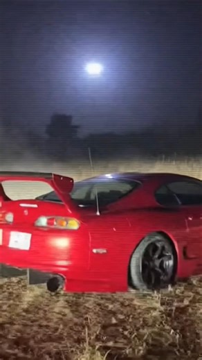 When Aliens Appear Out of Nowhere… #scifi #ufo #aliensighting #cinematic #cars #ai