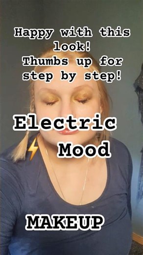 Electric ⚡️Mood #makeup #eyemakeup #eyeshadow #eyeliner #hoodedeyemakeup #eyeshadowpalette #palette