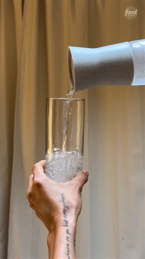 58K views · 113 reactions | This carafe keeps your sparkling water fresh and fizzy for longer, glass after glass ✨ Get it on Amazon: https://amzlink.to/az0yt8K4xeXrx (We may make  from these links!) | Food Network | Facebook