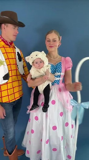 Toy STORY LAMBert 🐑 | Della Vlogs