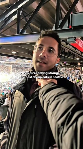 POV: I asked a stranger for the best cheap eats in Seattle. Sizzle & Crunch bánh mì #SeattleFood