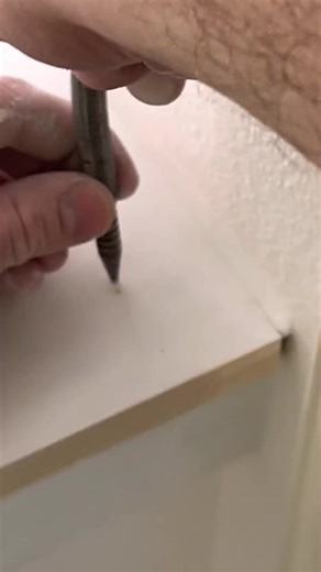 🩸how to prep millwork for painting. Use wood filler for nail holes, not caulking. Caulking shrinks and doesnt sand well. #fyp_fix_000 #tiktoktaughtme #howto #satisfyingvideo | ChanYean