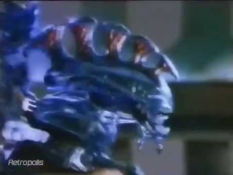 Kenner 1992 Aliens Flying Alien Queen, Queen Facehugger, Bull Alien Toy Commercial