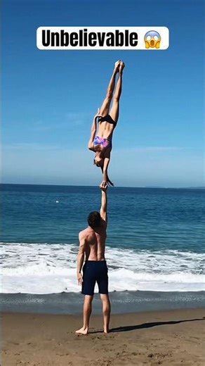 This Beach Trick Will Blow Your Mind! 😱