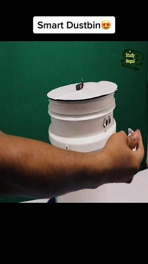 We are smart , So Smart Dustbin 🔥Keep supporting❤️#pujanbhusal #viral #arduinoproject #smartproject