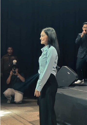 Emmabel Waikru vs. Winona: Head-to-Head Boxing Match