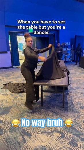 😂 This is how your banquet servers set up at the Georgia Aquarium 💃🏼 #shorts #serverlife