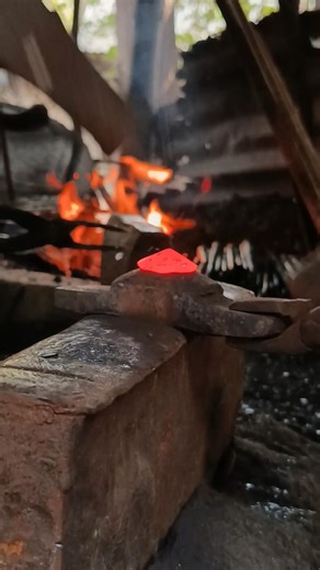 Let's meet with old traditional blacksmiths work. #viralshorts #blacksmith