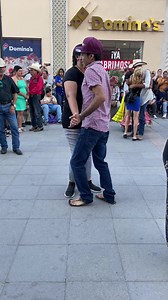 Se baila con ganas en Chihuahua!💃🏻🎉🕺🏻 #baile #plaza #viral #laliber #chihuahua #fiesta | Estampas de Chihuahua.