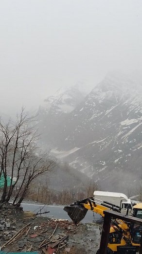 13K views · 267 reactions | Today Snowing Near Atal Tunnel Manali | Rainbow 7 | Facebook