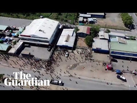 Drone video shows scale of looting in Papua New Guinea