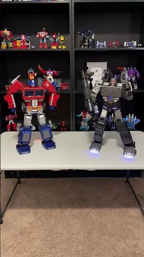 Optimus Prime & Megatron dance to Transformers song #transformers #music #song #dance #fun #funny