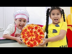Suri and Annie Pretend Play Pizza Delivery Drive Thru Restaurant Funny Toy Food Story for Children